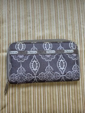 LeSportsac Gray and White Damask Zip Wallet
